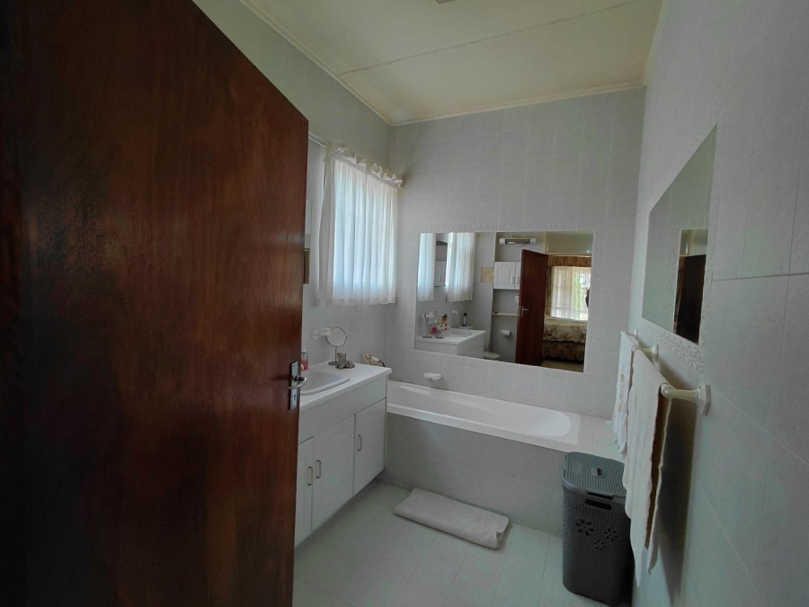 4 Bedroom Property for Sale in Panorama Free State